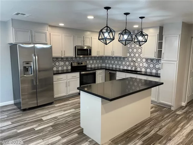 MLS: 2361685 Condo For Sale