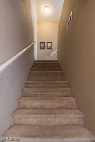 Photo #2: 2361693 Listing 