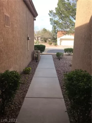 Photo #1: 2361832 Listing