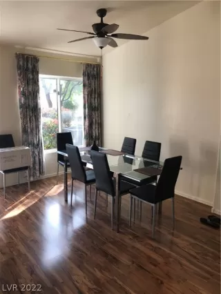 Photo #4: 2361832 Listing