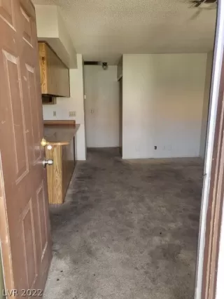 Photo #1: 2361866 Listing