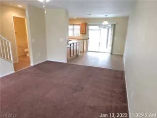 Photo #1: 2361876 Listing 