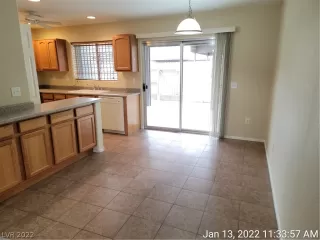 Photo #3: 2361876 Listing 