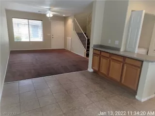 Photo #4: 2361876 Listing 