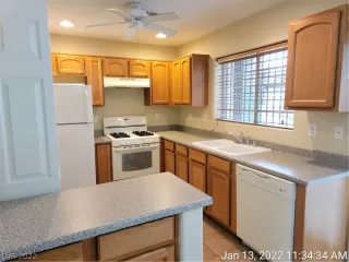 Photo #6: 2361876 Listing 