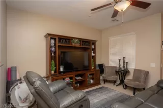 Photo #3: 2361887 Listing 