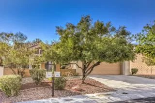 Photo #1: 2361897 Listing