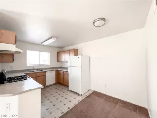 Photo #2: 2361918 Listing 