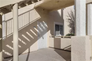 Photo #2: 2361922 Listing