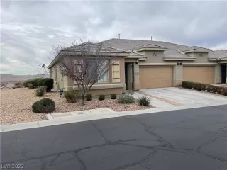 Photo #2: 2361937 Listing 