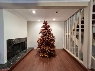 Photo #4: 2362015 Listing 