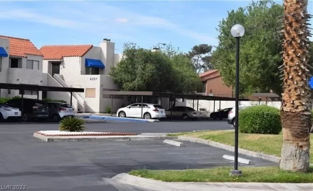 MLS: 2362048 Condo For Sale