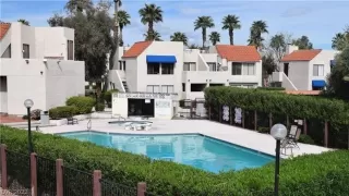 Photo #1: 2362048 Listing