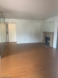 Photo #3: 2362048 Listing