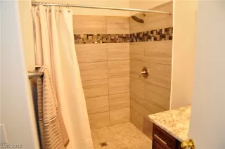 Photo #3: 2362065 Listing 