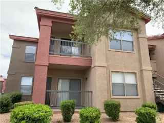 Photo #1: 2362110 Listing