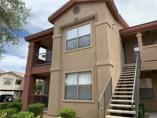 Photo #2: 2362110 Listing