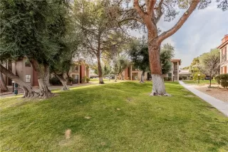 Photo #2: 2362126 Listing 