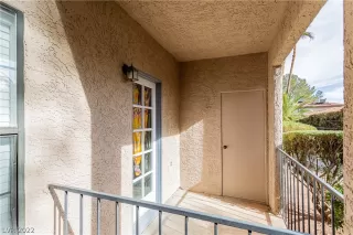 Photo #3: 2362126 Listing 