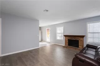 Photo #4: 2362126 Listing 