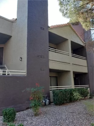 Photo #3: 2362142 Listing