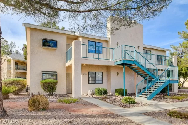 MLS: 2362151 Condo For Sale