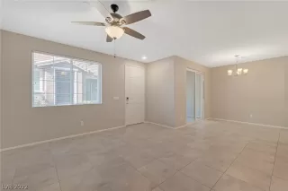 Photo #3: 2362174 Listing