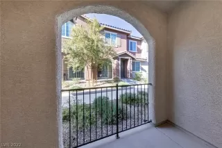 Photo #6: 2362174 Listing