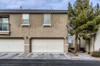 Photo #1: 2362183 Listing