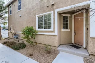 Photo #2: 2362183 Listing