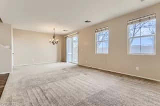 Photo #4: 2362183 Listing