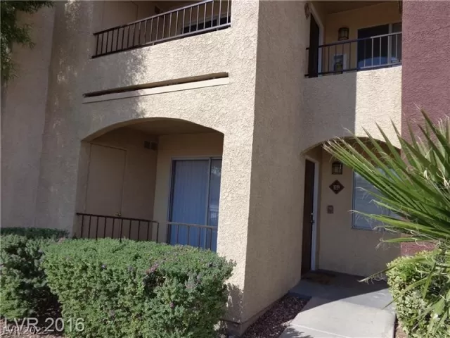 MLS: 2362185 Condo For Sale