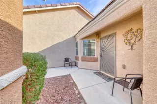 Photo #3: 2362192 Listing