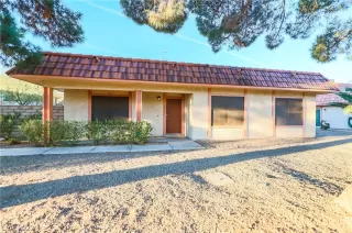 Photo #1: 2362205 Listing