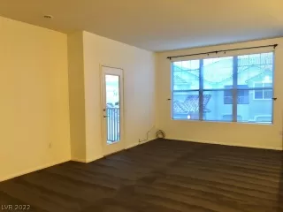 Photo #2: 2362246 Listing 