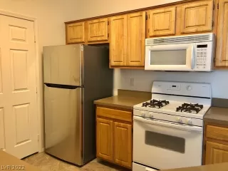 Photo #6: 2362246 Listing 