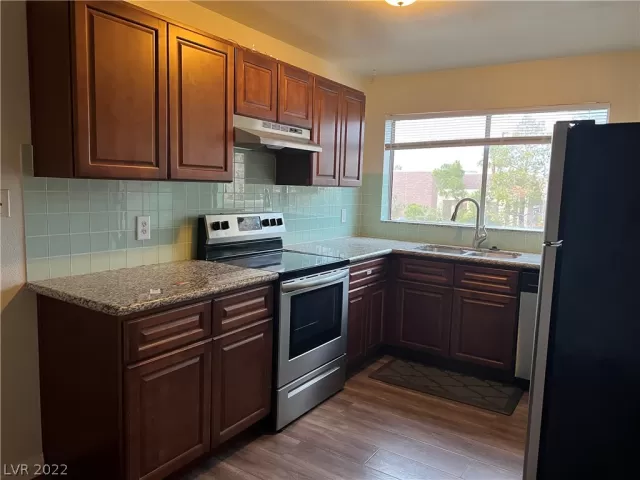 MLS: 2362263 Condo For Sale