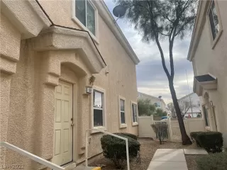 Photo #2: 2362284 Listing