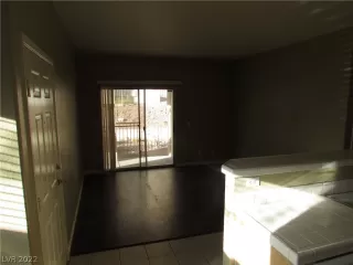 Photo #3: 2362335 Listing 
