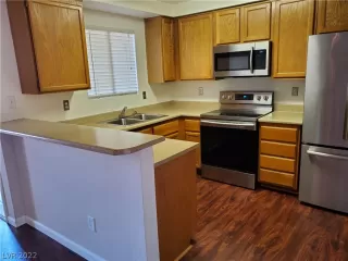 Photo #6: 2362430 Listing