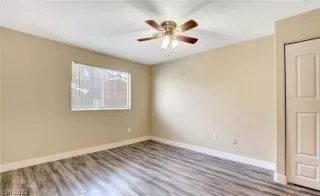 Photo #3: 2362476 Listing