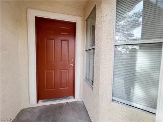 Photo #1: 2362532 Listing