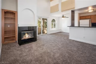 Photo #1: 2362552 Listing