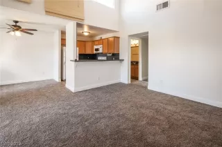 Photo #3: 2362552 Listing