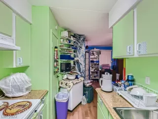 Photo #4: 2362560 Listing