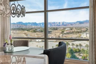 Photo #6: 2362586 Listing