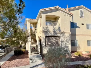 Photo #3: 2362619 Listing