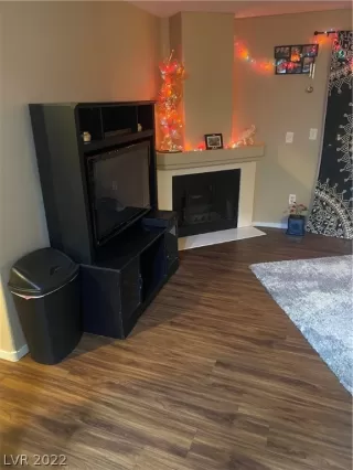 Photo #3: 2362656 Listing 