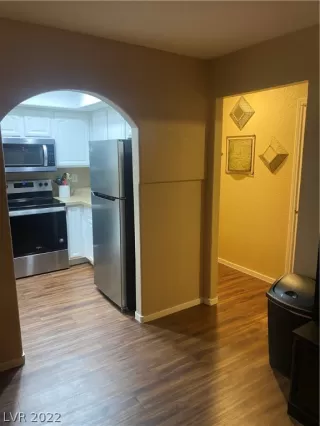 Photo #5: 2362656 Listing 