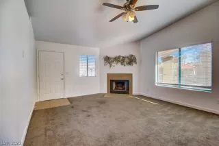 Photo #5: 2362666 Listing